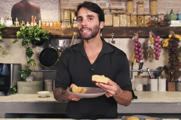 Daniel Cady ensina a fazer bolo de milho sem lactose