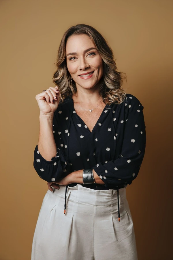 Isabella Saes: posicionamento e comunicação estratégica para que elas possam inspirar