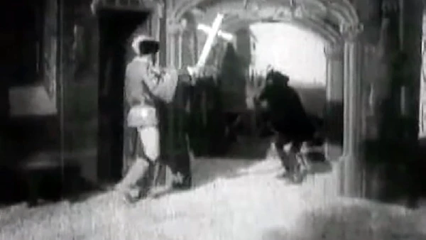 O começo do terror no cinema era principalmente através de adaptações literárias, como Frankestein, ainda testando esse gênero no mercado por Divulgação / IMDb