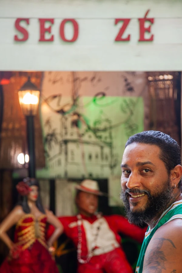 Primeiro, a do santo! por Sora Maia