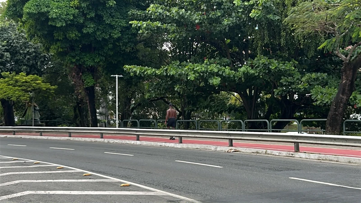 Arrastões assustam frequentadores do Dique do Tororó  por Bruno Wendel/CORREIO