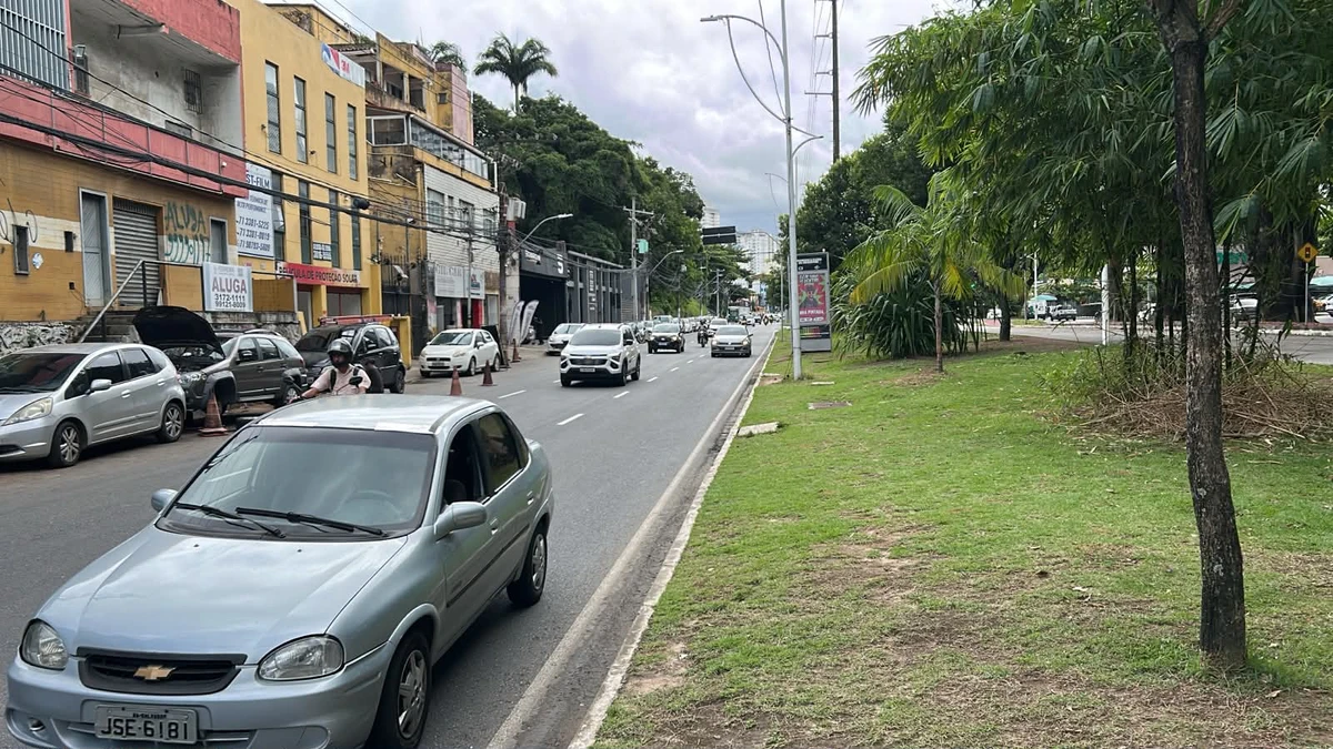 comerciantes da Vasco da Gama pagam até R$ 400 por semana ao CV por Bruno Wendel/CORREIO