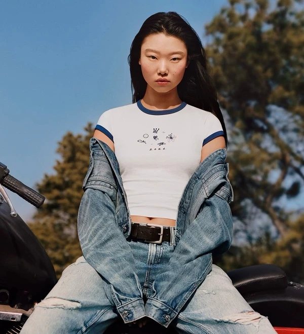 JungKook e Calvin Klein por Reprodução