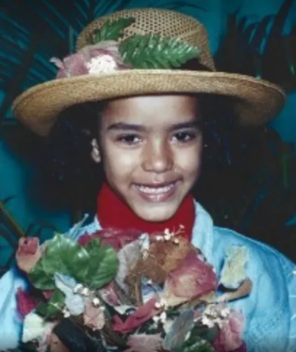 Flávia Medeiros por Reprodução