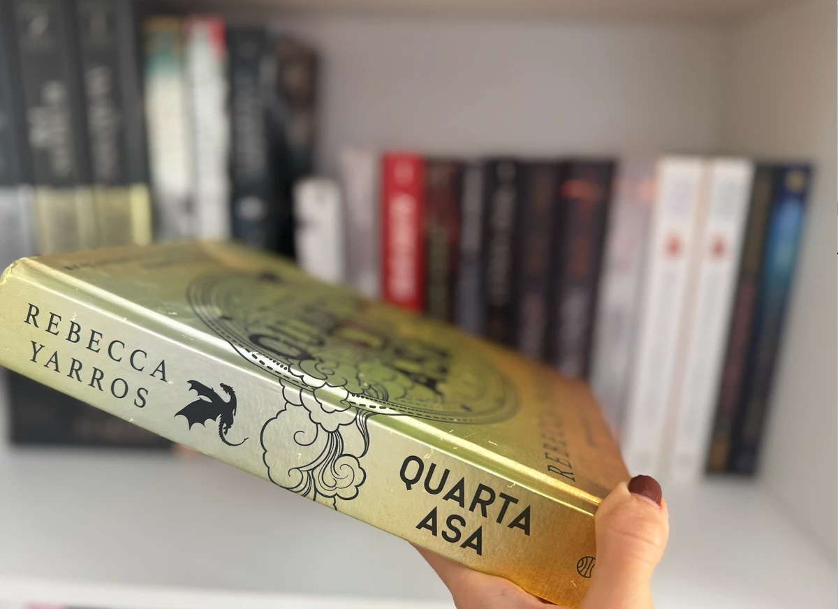 Livros para ler após Quarta Asa, romantasia de Rebecca Yarros