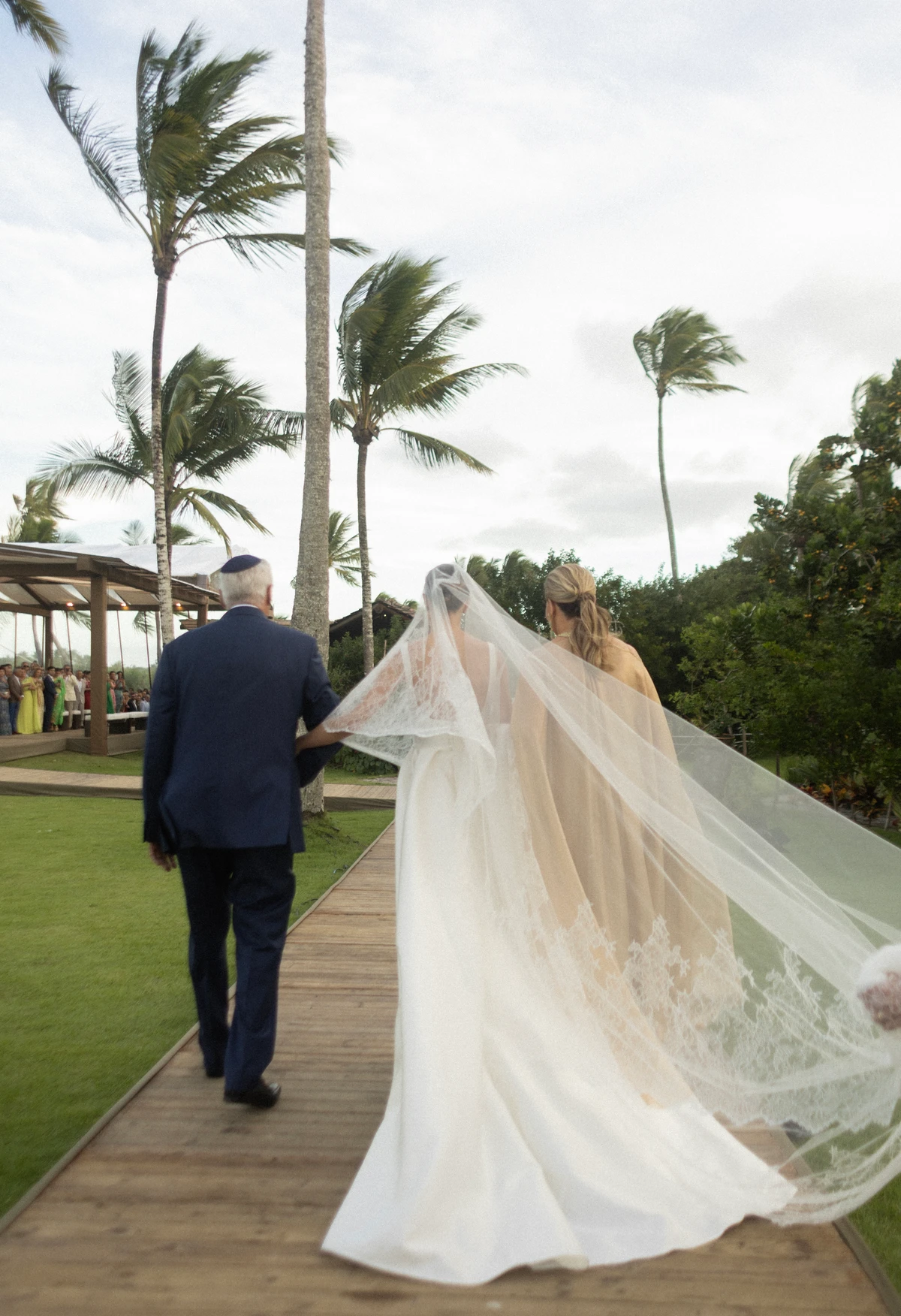 Marina Goldfarb transforma Trancoso em cenário de casamento milionário com referências baianas por Divulgação