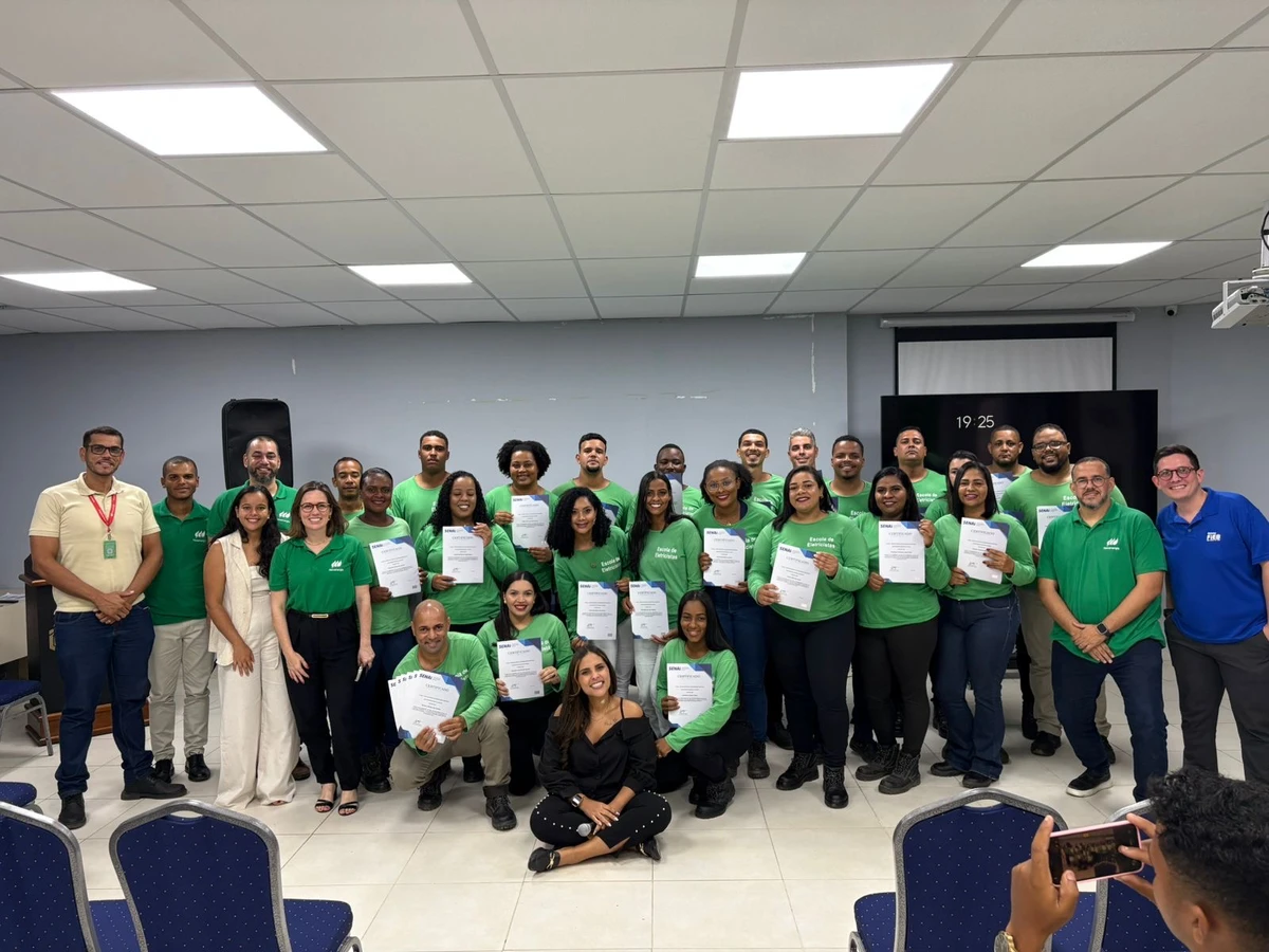 Além de formar mão de obra qualificada, a iniciativa incentiva a equidade de gênero no setor elétrico por Divulgação / Neoenergia Coelba
