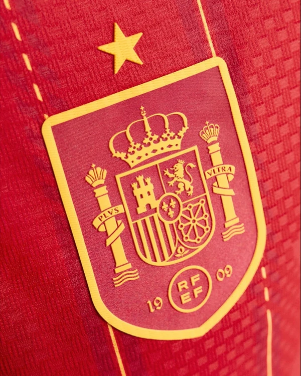 Camisa da Espanha para Copa do Mundo 2026 por Divulgação 
