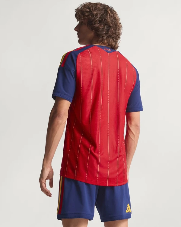 Camisa da Espanha para Copa do Mundo 2026 por Divulgação 