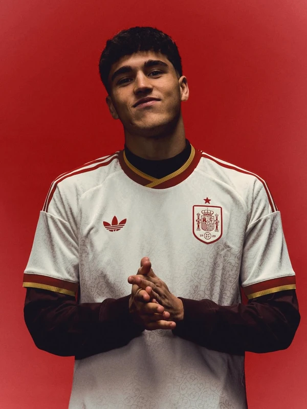 Camisa da Espanha para Copa do Mundo 2026 por Divulgação 