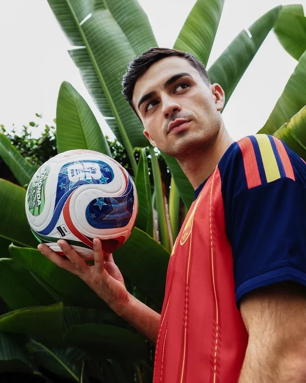 Camisa da Espanha para Copa do Mundo 2026 por Divulgação 