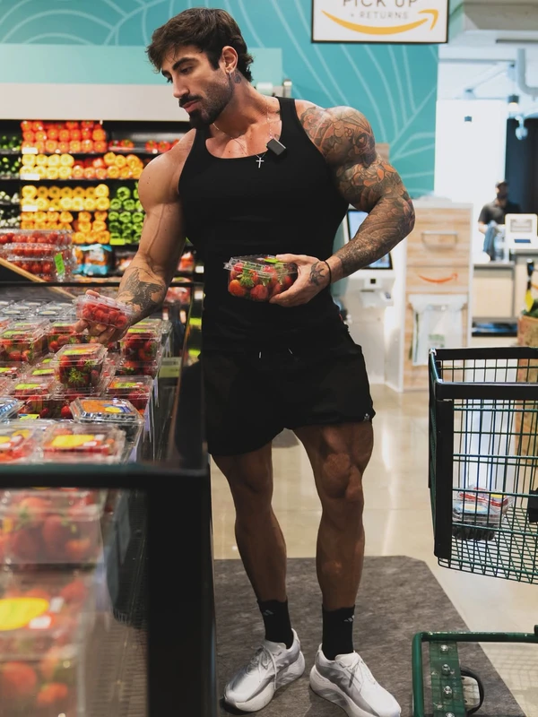 Diogo Basaglia por Reprodução/Instagram