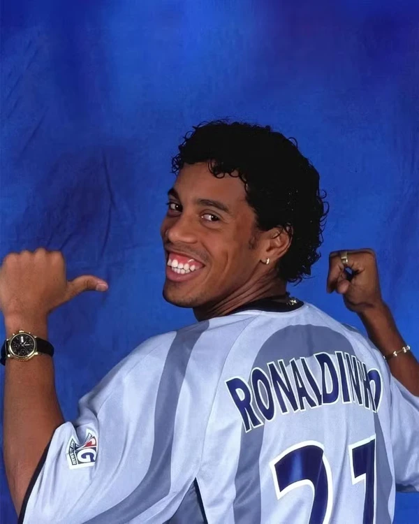 Ronaldinho Gaúcho é o segundo brasileiro mais seguido do Instagram, com 77,4 milhões por Reprodução/Instagram