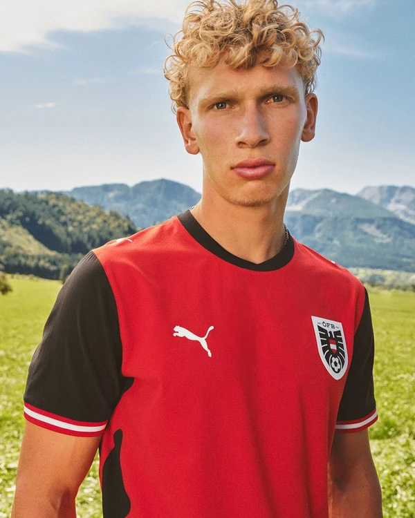 Uniforme da Áustria para Copa do Mundo 2026 por Divulgação