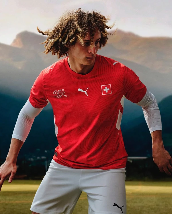 Uniforme da Suíça para Copa do Mundo 2026  por Divulgação