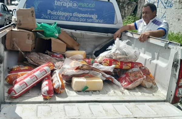 Vigilância Sanitária apreende 200 kg de produtos fora do prazo de validade por Divulgação
