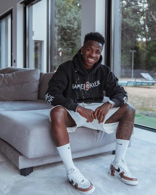 Vini Jr. é o 5º brasileiro mais seguido do Instagram, com 59,7 milhões por Reprodução/Instagram