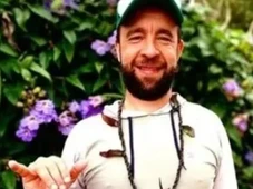 Imagem - Surfista brasileiro tem coração perfurado por peixe-agulha na Costa Rica