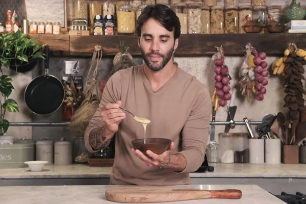 Daniel Cady ensina a preparar um mingau de milho verde natural
