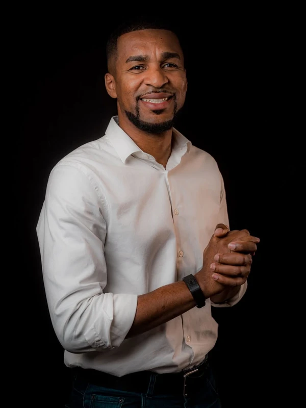 Frickson Erazo trocou os gramados pela cozinha e venceu o MasterChef Celebrity no Equador por Divulgação