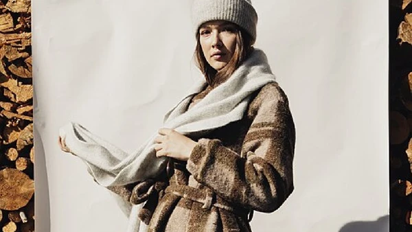Peça de roupa alemã feita com base em chiengora