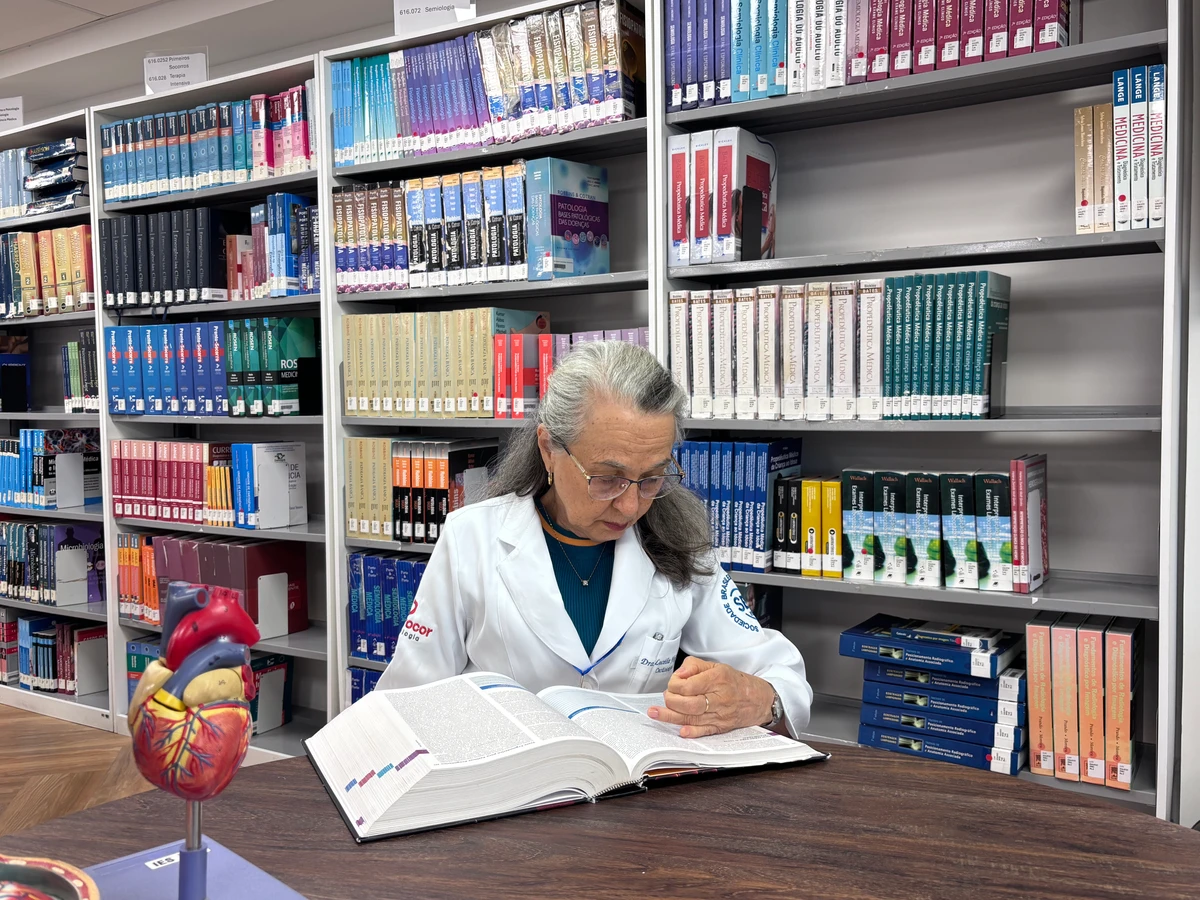 Docente desenvolve atividades acadêmicas na Faculdade de Medicina Zarns Salvador por Acervo institucional