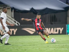 Imagem - Em jogo maluco, Vitória vence o ABC por 4x3 e volta à final da Copa do Nordeste após 16 anos