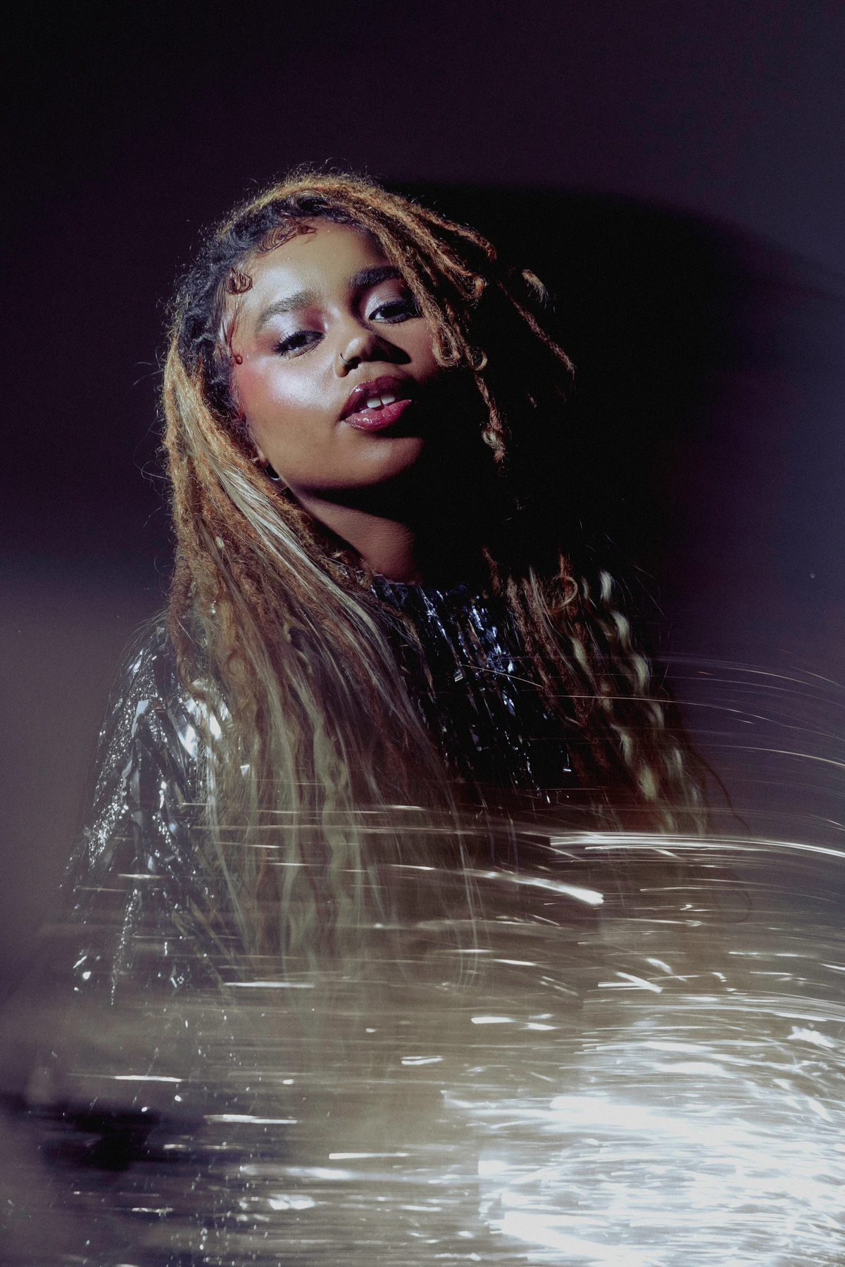 ‘MAIS FORTE QUE A DÚVIDA', novo álbum da cantora Melly por Divulgação 
