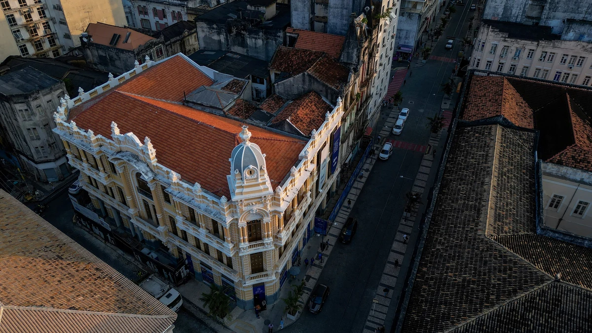 Palacete Tirachapéu por Betto Jr.