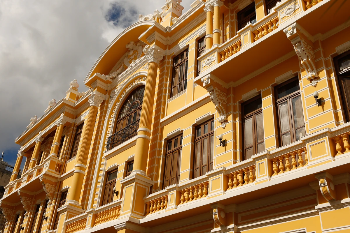 Palacete Tirachapéu