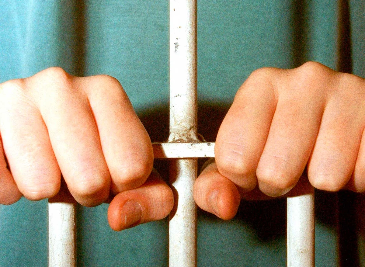 Projeto discute redução da maioridade penal