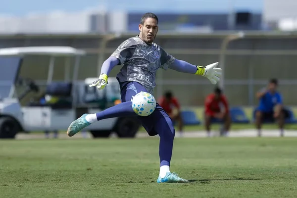 Ronaldo voltou a treinar normalmente após se recuperar de lesão