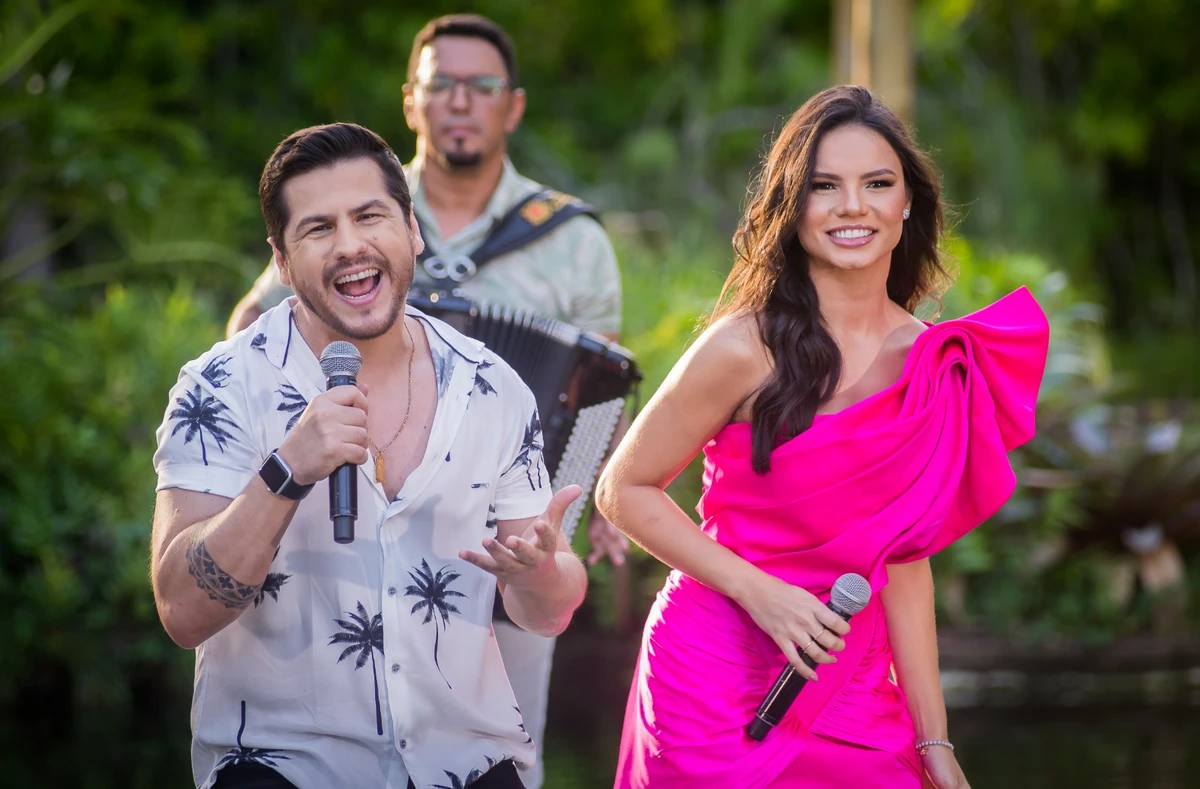 Samara Souto deixou a Banda Magníficos por Reprodução