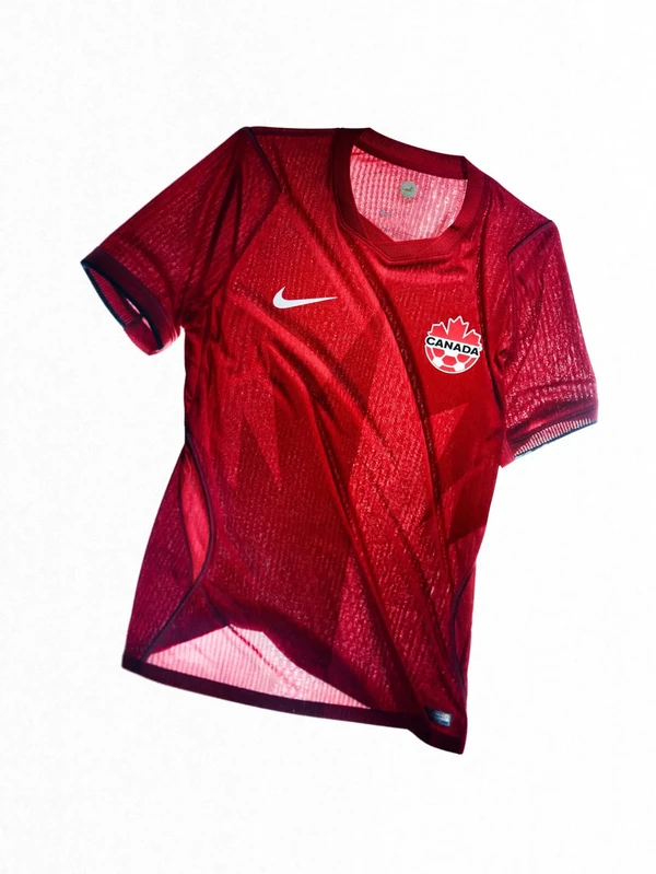 Uniforme do Canadá para Copa do Mundo 2026  por Divulgação 
