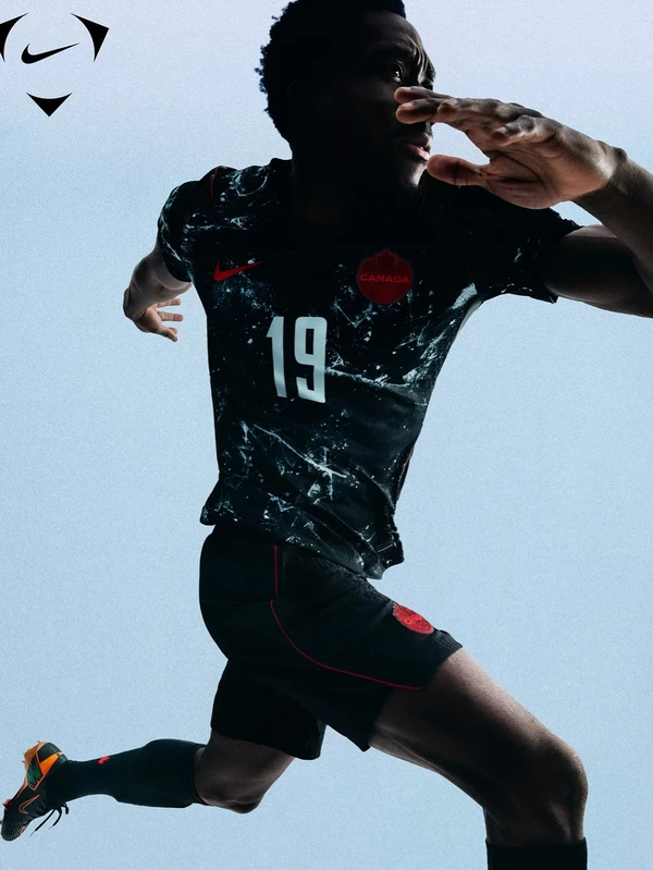 Uniforme do Canadá para Copa do Mundo 2026  por Divulgação 