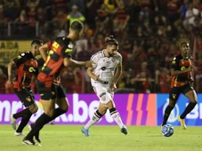 Imagem - Ex-Vitória e Bahia, atacante fecha com 25° clube da carreira e pode se tornar maior artilheiro do campeonato brasileiro