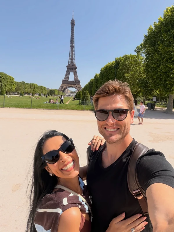 Amanda Djehdian e o marido, Mateus Hoffmann por Reprodução/Instagram