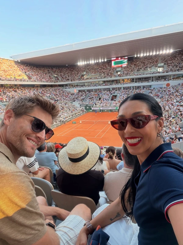 Amanda Djehdian e o marido, Mateus Hoffmann por Reprodução/Instagram