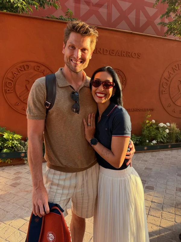 Amanda Djehdian e o marido, Mateus Hoffmann por Reprodução/Instagram