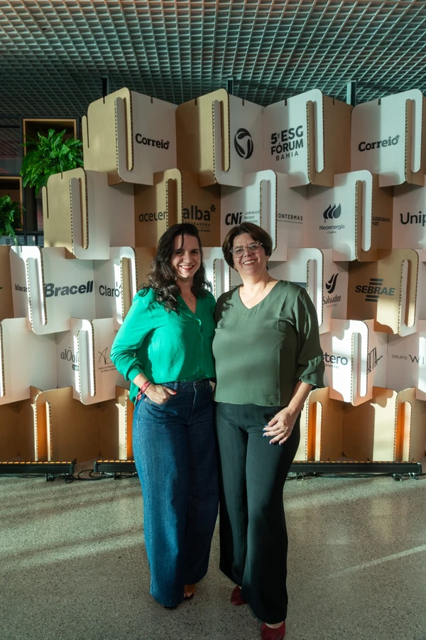 Cintia Liberato de Mattos e Ângela Ribeiro por Renata Marques 