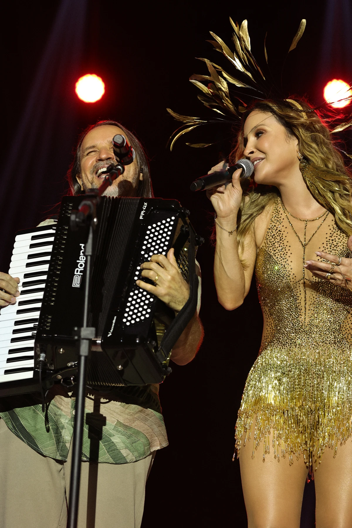 Cantora mistura axé, xote e romance por Divulgação