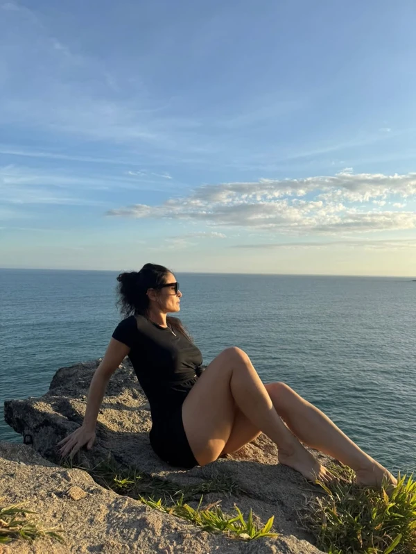 Franciely Freduzeski por Reprodução