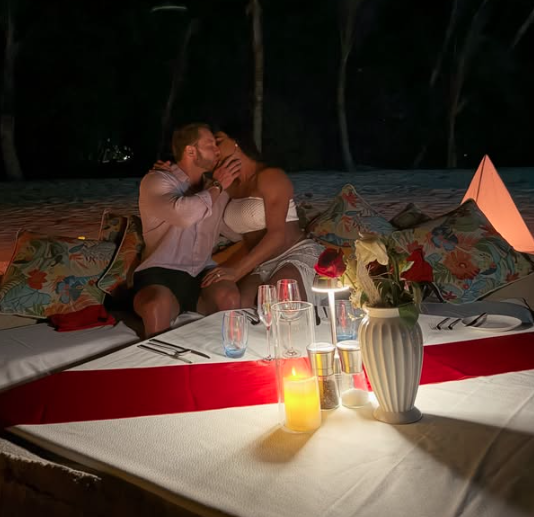 Gracyanne Barbosa e Gabriel Cardoso compartilharam vários registros nas redes sociais por Reprodução | Instagram