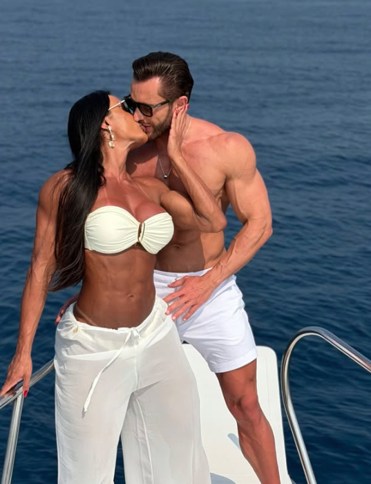 Gracyanne Barbosa e Gabriel Cardoso compartilharam vários registros nas redes sociais por Reprodução | Instagram