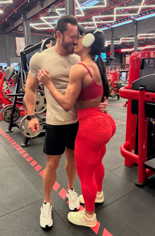 Gracyanne Barbosa e Gabriel Cardoso compartilharam vários registros nas redes sociais por Reprodução | Instagram