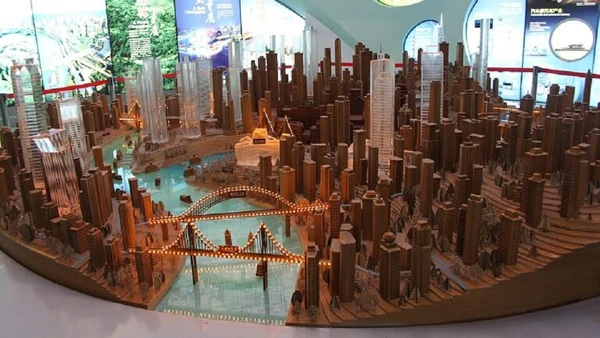 Maquete com o projeto da metrópole por Gary Todd / Wikimedia Commons