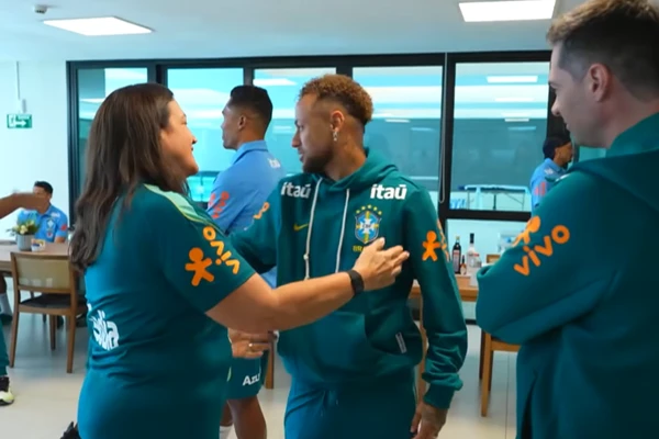 Neymar no primeiro dia de treino na Granja Comary por Reprodução/CBF TV