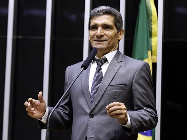 Raimundo Costa por Câmara 