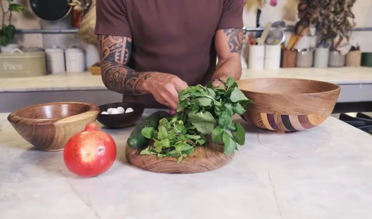 Receita de salada árabe: agrião d'água por Reprodução/Youtube