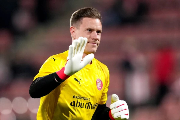 Ter Stegen com a camisa do Girona 